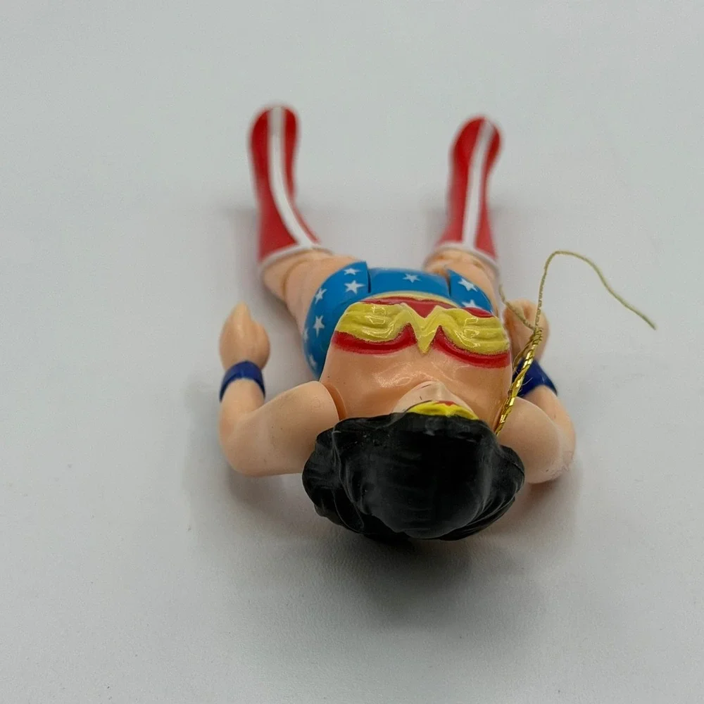 Vintage 1984 Kenner DC Super Powers Wonder Woman Action Figure with Lasso